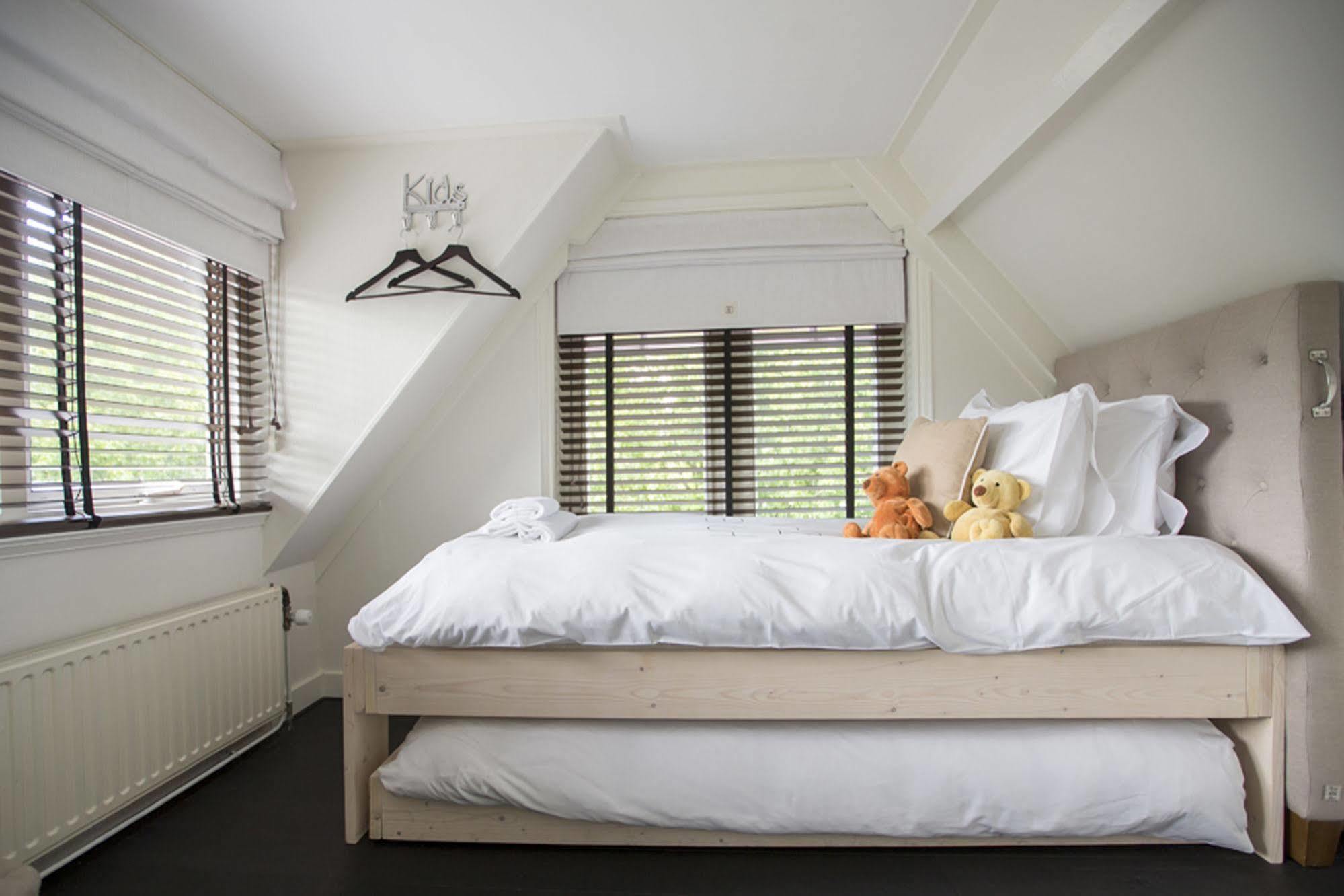 Zenzez Hotel & Lounge Apeldoorn Bagian luar foto